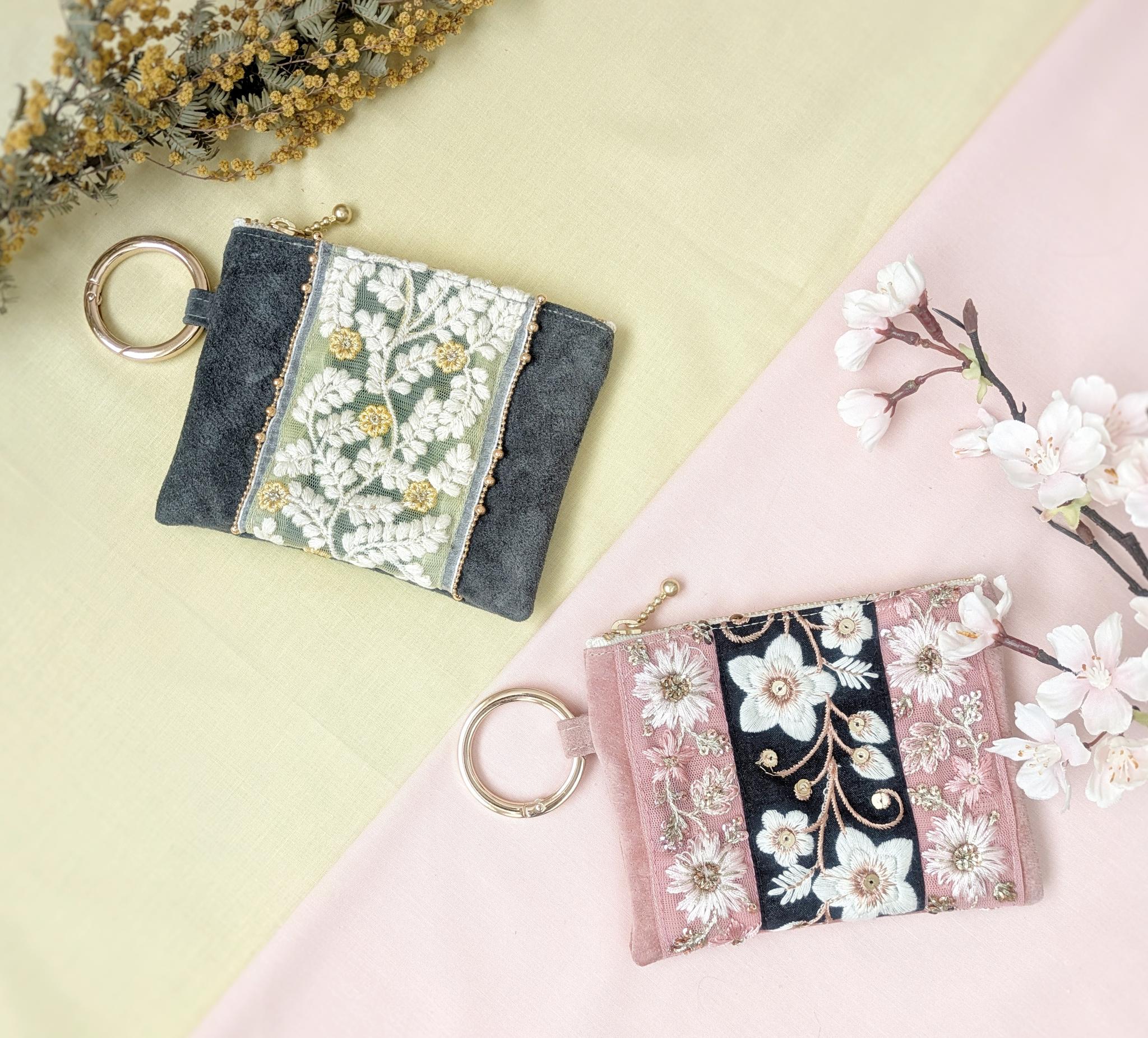 【桜＆ミモザset♡ 】本革スエード×インド刺繍リボン　大人のためのフラットminiポーチ　カラビ付き