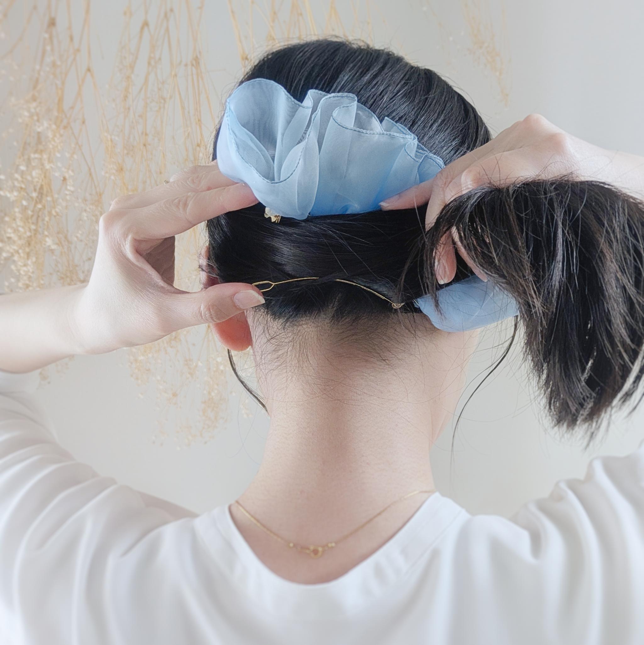 全3色｜大人のためのシュシュ見えバレッタ 晴れやかブルー　グラス♡オーガンジー バターイエロー＆ブラウン＆アイスブルー | 3枚目